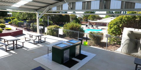 Sundown Villas - Tourism Canberra 3