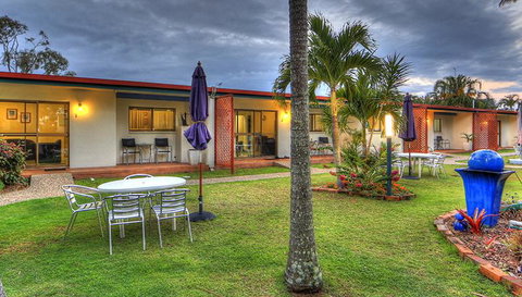 Sunlover Lodge - Tourism Canberra 0