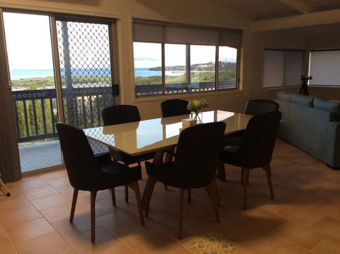 Sunnyside Holiday Home - Tourism Canberra 3