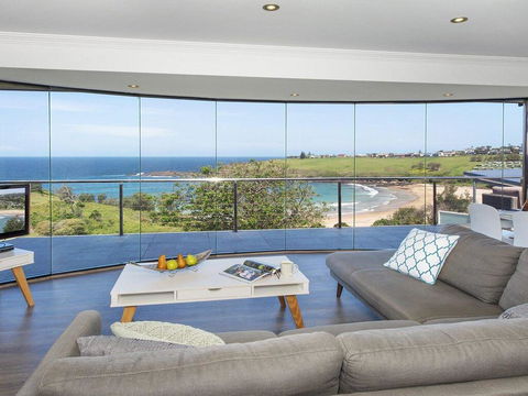 Sunrise Over Easts 2 - Ocean Views, Walk To Beach - Tourism Canberra 0