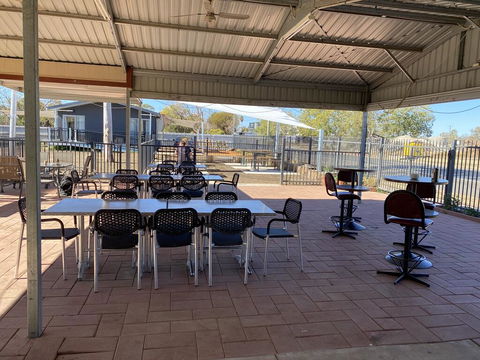 Sunshine Gardens Bourke Resort - Tourism Canberra 2