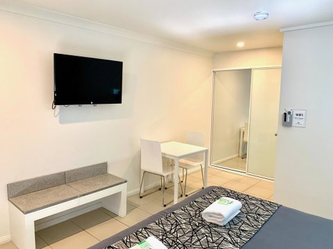 Surf Beach Motel Coffs - Tourism Canberra 2