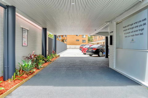 Surf Beach Motel Port - Tourism Canberra 1