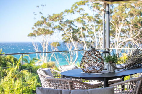 Surfers Beach House - Tourism Canberra 0