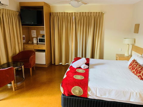 Swan Valley Oasis Resort - Tourism Canberra 2