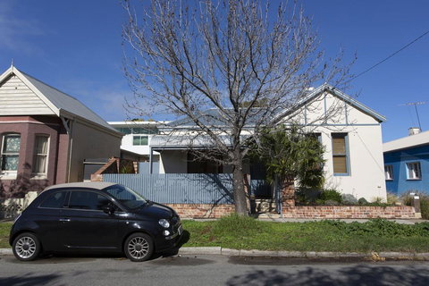 Sweetgum On Lefroy - Tourism Canberra 1
