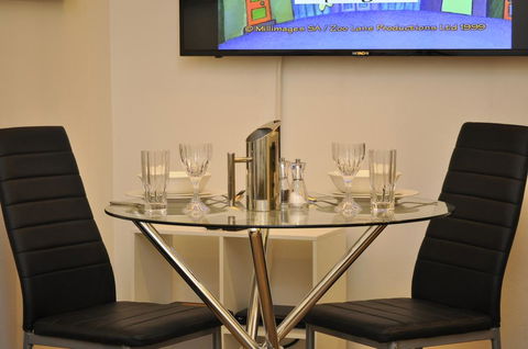 Sydney CBD Studio Apartment 503BRG - Tourism Canberra 1