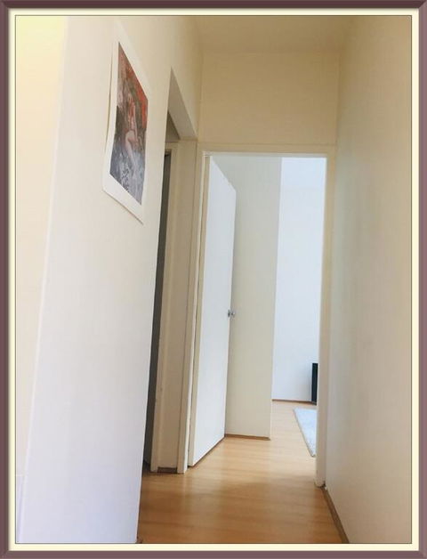 Sydney Oprah House Private Apartment - Tourism Canberra 3