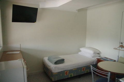 T's Resort & Motel - Tourism Canberra 3