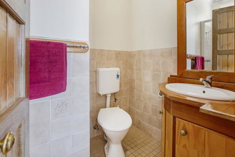 Tamworth Lodge Motel - Tourism Canberra 3