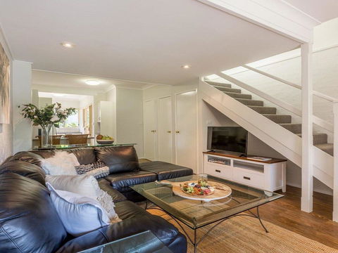 Tehidy Townhouse - Tourism Canberra 1