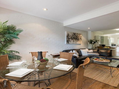 Tehidy Townhouse - Tourism Canberra 3