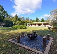 The Ambers - Comfortable family getaway - Tourism Canberra