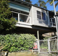 The Beach Hut Avoca Beach NSW - Tourism Canberra