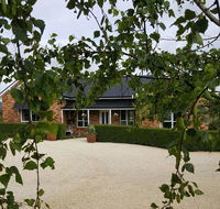 Hazelcreek Cottages - Tourism Canberra
