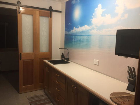 Bicheno Bell - Tourism Canberra 9