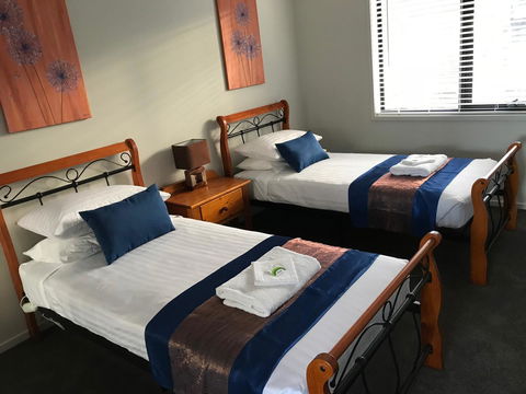 Self Contained Beach View Apartment - Tourism Canberra 12