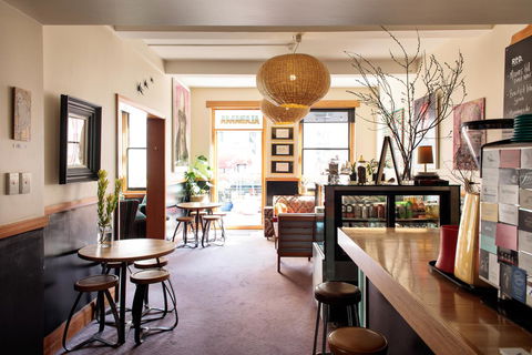Alabama Hotel Hobart - Tourism Canberra 18