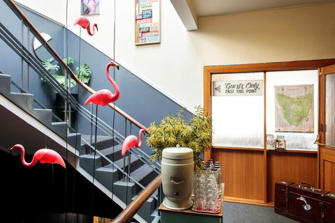 Alabama Hotel Hobart - Tourism Canberra 1