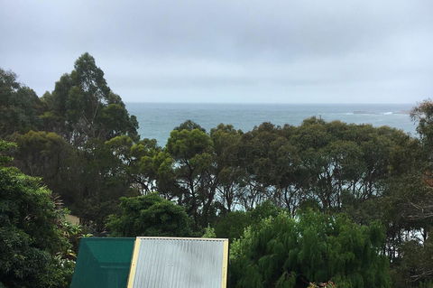 HIDDEN HAVEN Binalong Bay - Tourism Canberra 11