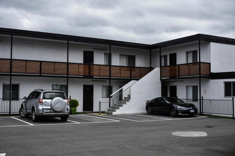 Hobart Tower Motel - Tourism Canberra 3