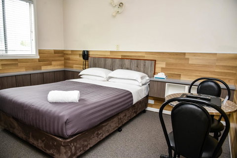 Hobart Tower Motel - Tourism Canberra 7