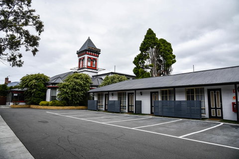 Hobart Tower Motel - Tourism Canberra 1
