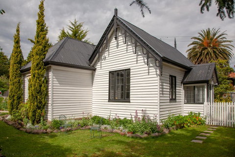 Gatehouse On Stoke - Tourism Canberra 17
