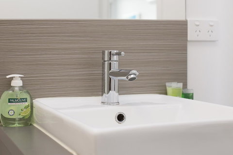 Poplar Box Hill Apartment - Tourism Canberra 15