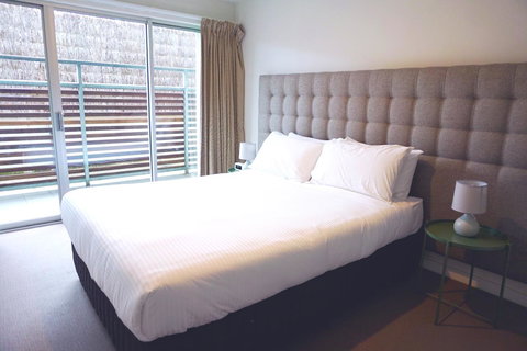 The Apollo - Tourism Canberra 23