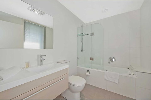 The Apollo - Tourism Canberra 2