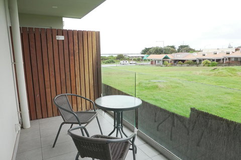 The Apollo - Tourism Canberra 19