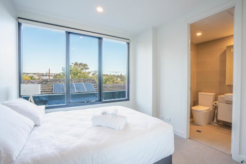 Poplar Apartments - Tourism Canberra 9