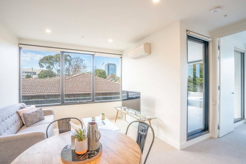 Poplar Apartments - Tourism Canberra 6