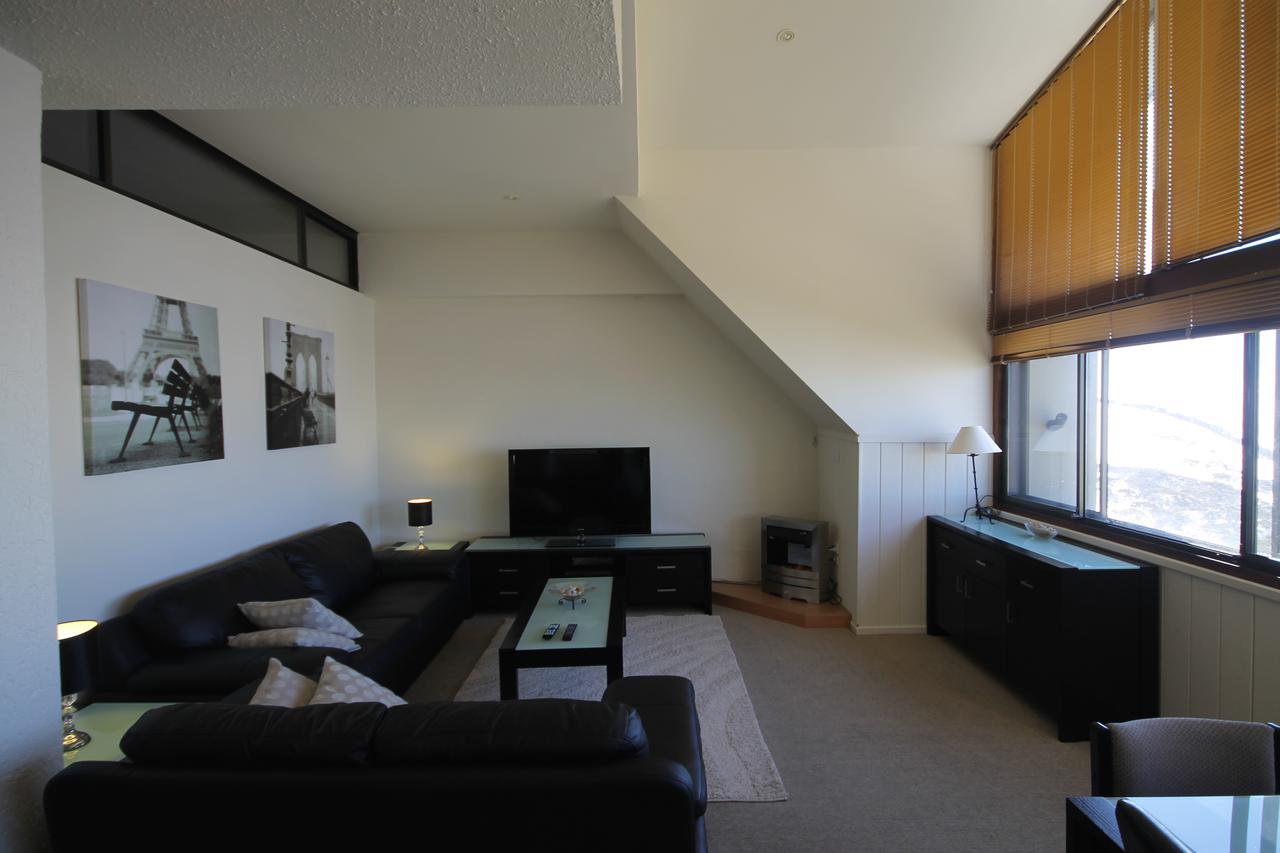  Tourism Canberra