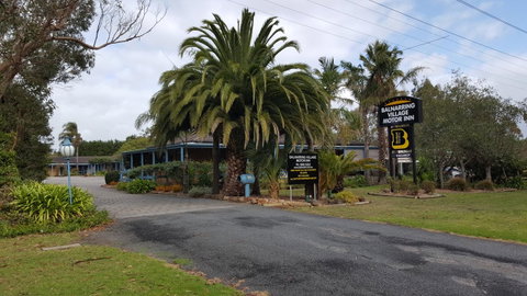 The Balnarring Motel - Tourism Canberra 1