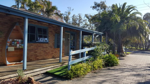 The Balnarring Motel - Tourism Canberra 40