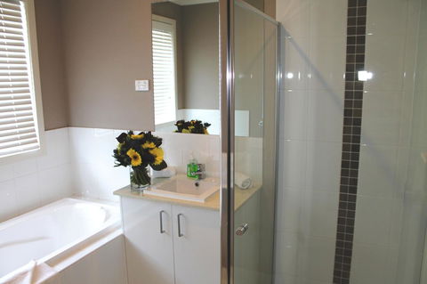 Atarhi Villas - Melbourne - Tourism Canberra 10