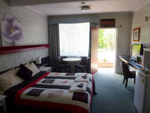 The Grampians Motel - Tourism Canberra 41