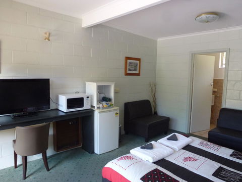 The Grampians Motel - Tourism Canberra 39