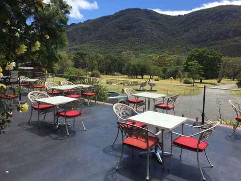 The Grampians Motel - Tourism Canberra 0