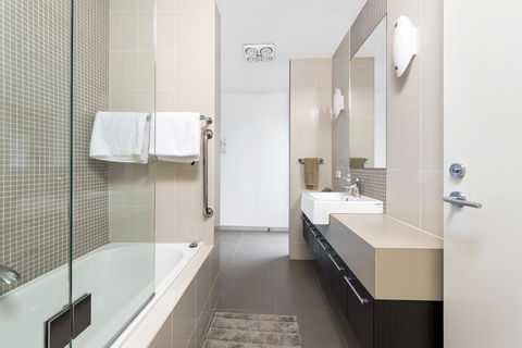 Apollo Bay Cottages - Tourism Canberra 7