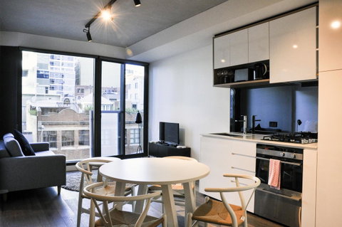 Mono Apartments On La Trobe Street - Tourism Canberra 0