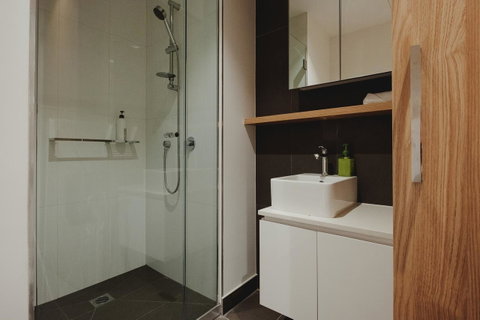 Mono Apartments On La Trobe Street - Tourism Canberra 4