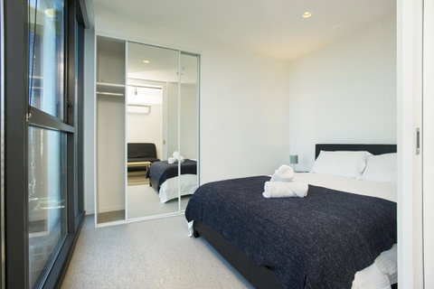 Mono Apartments On La Trobe Street - Tourism Canberra 14