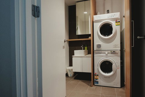 Mono Apartments On La Trobe Street - Tourism Canberra 5