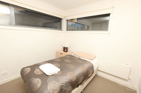 7 Falls Apartments - Tourism Canberra 30