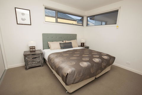 7 Falls Apartments - Tourism Canberra 29