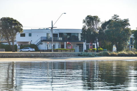 Heyfield Motel And Apartments - Tourism Canberra 5