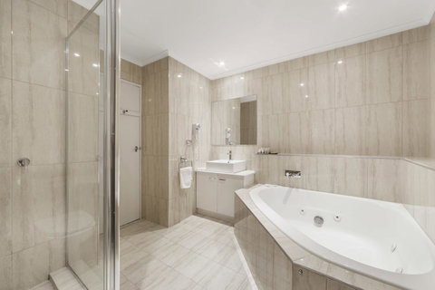 Ciloms Airport Lodge - Tourism Canberra 9